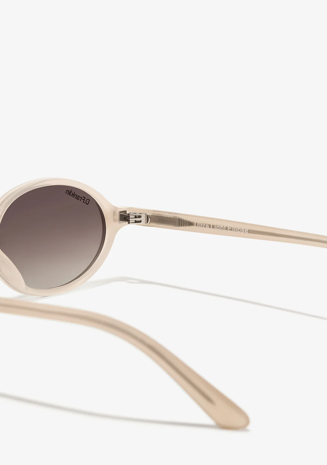 Ultra Light Ellipse Cream / Brown - Imagen 5