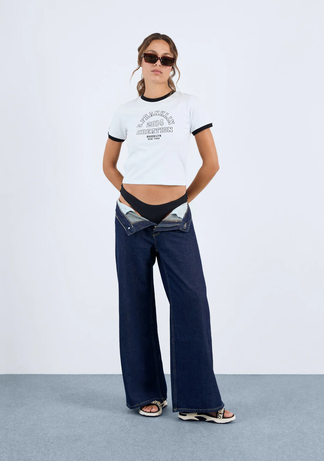 Contrast Ribbed Cropped T-Shirt White - Imagen 3