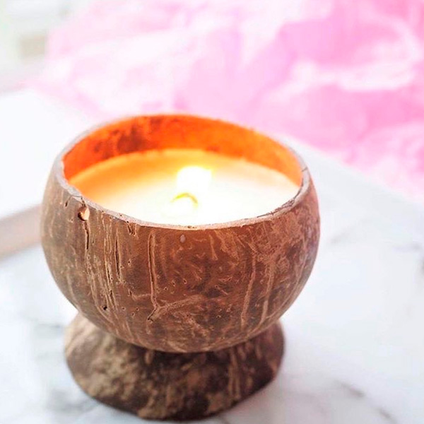 Coconut Candle Charming Chesnut, We Love The Planet - Imagen 3